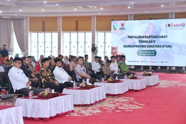 Baznas Sumut Salurkan Zakat Rp3,4 Miliar, Pj Gubernur Sebut Punya Peran Strategis Tingkatkan Kesejahteraan Rakyat